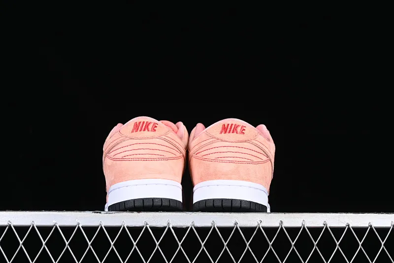All Categories Nk SB Dunk Series Nk SB Dunk Low low-top sneakers NK SB Dunk Low "Pink" suede pink salmon pink and white suede smashed backboard fashion casual sneakers CV1655-600